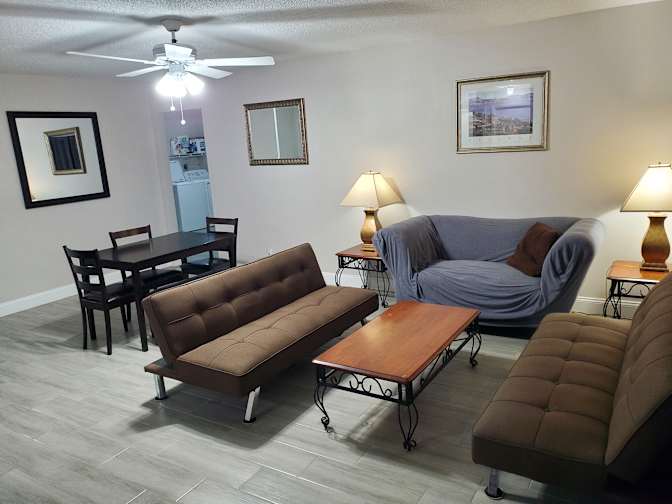 Jason Bryan, Realtor's room