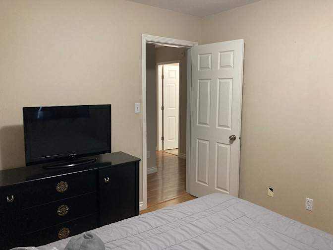 Melony Larre's room