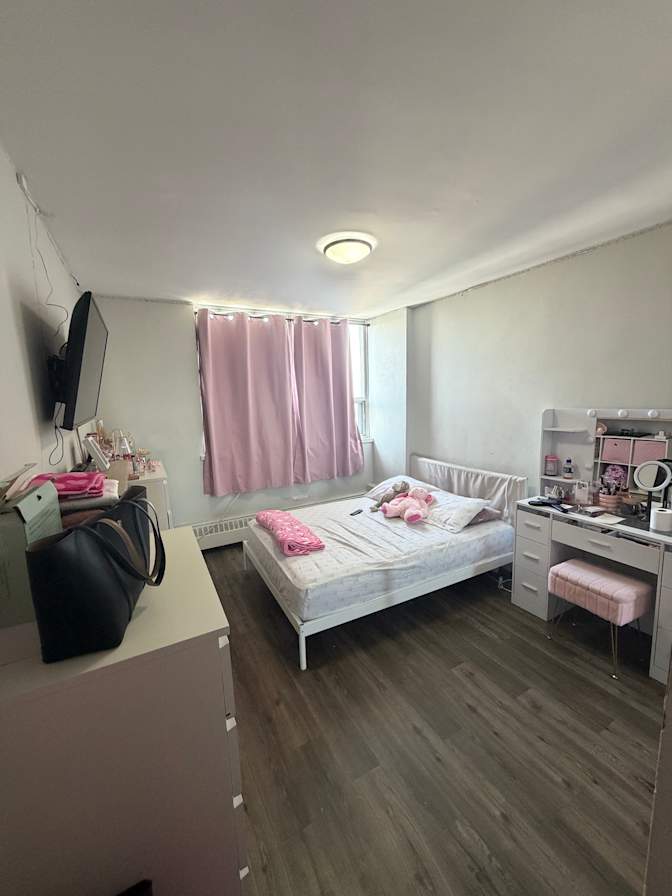 Nathaly's room