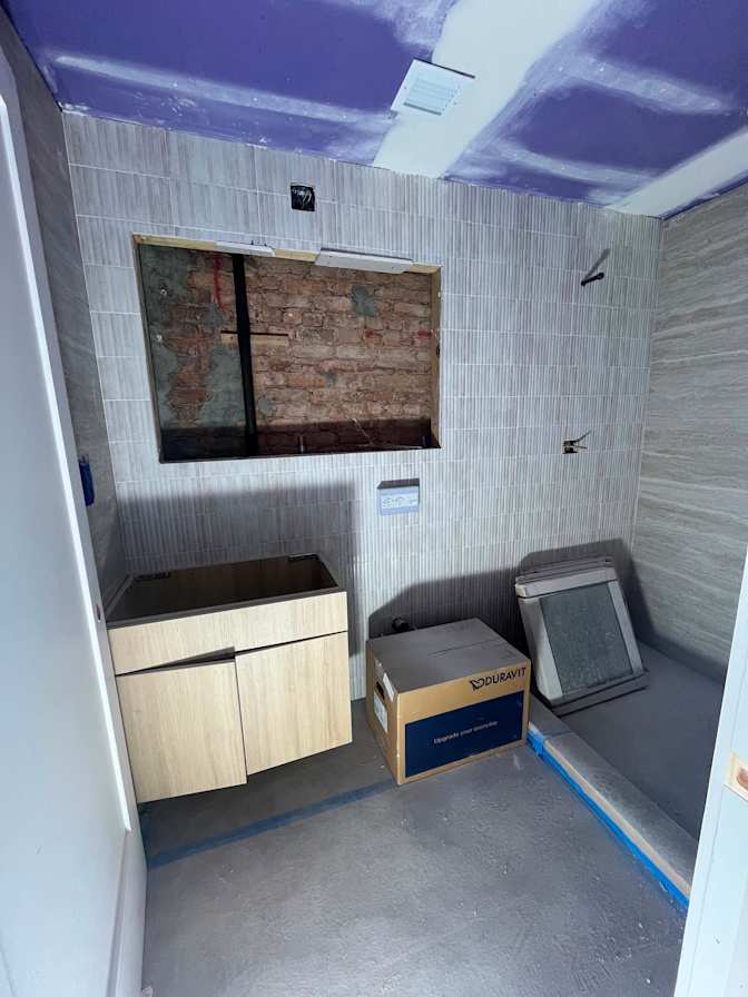 Ahmet's room