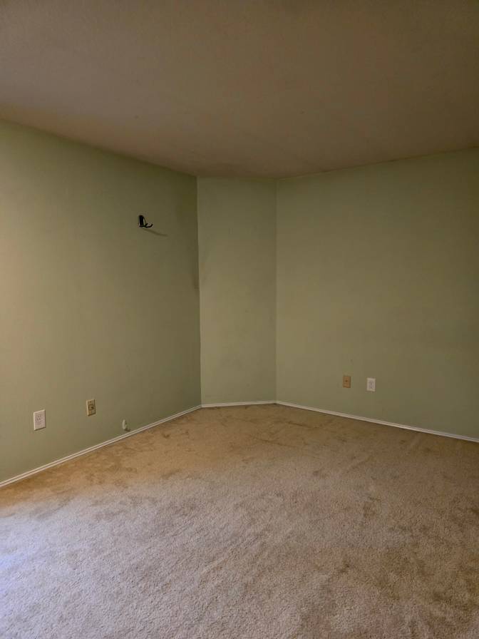 Mercedes's room