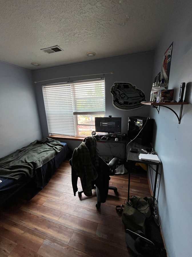Luigi Camarena's room