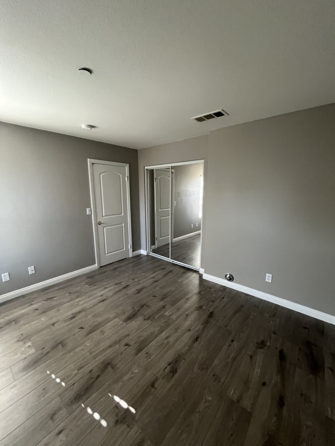 Samantha Garcia's room