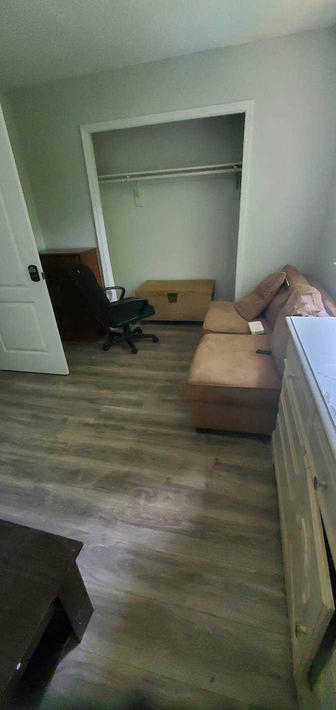 Jose's room