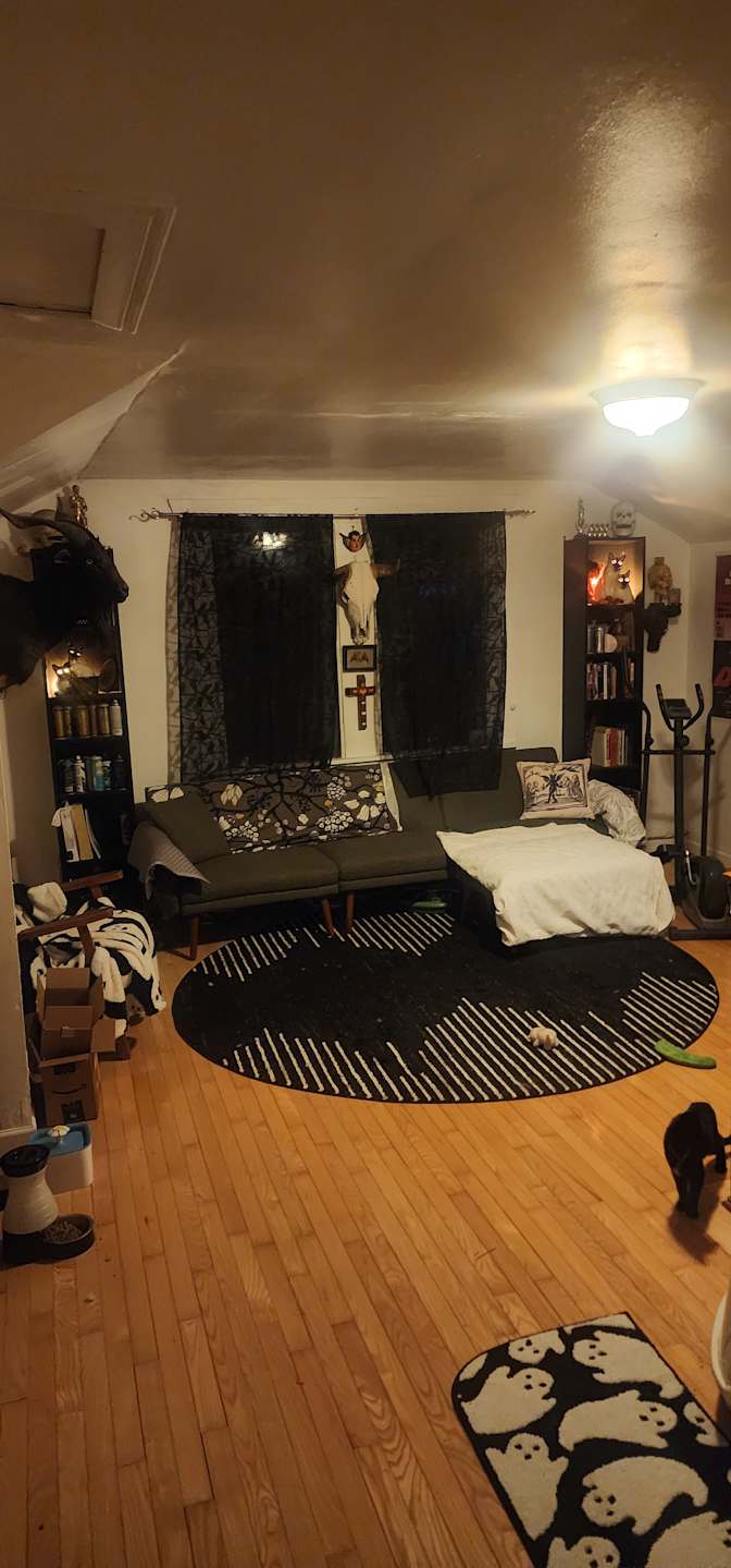 Giselle's room