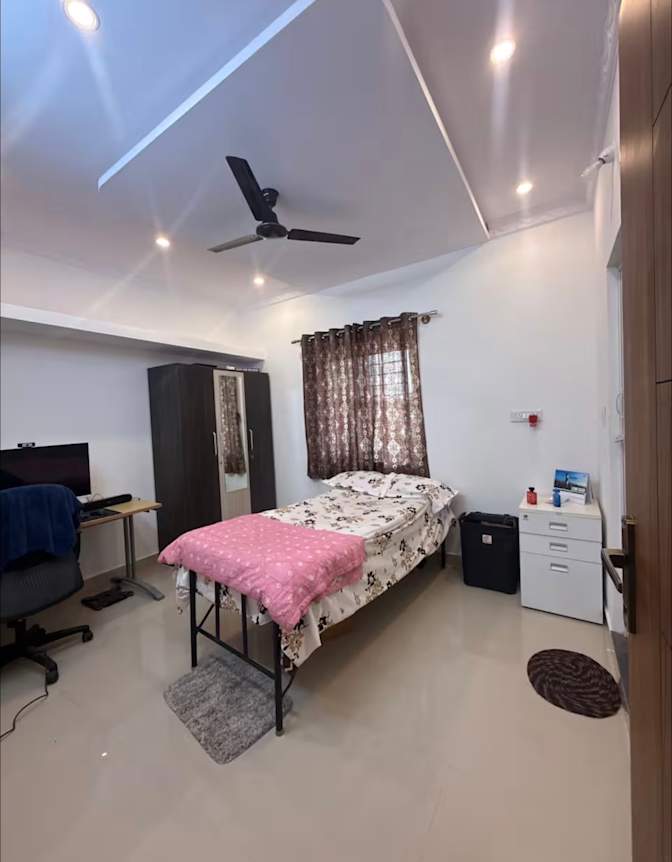 S's room