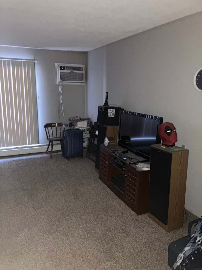 jacob carlson's room