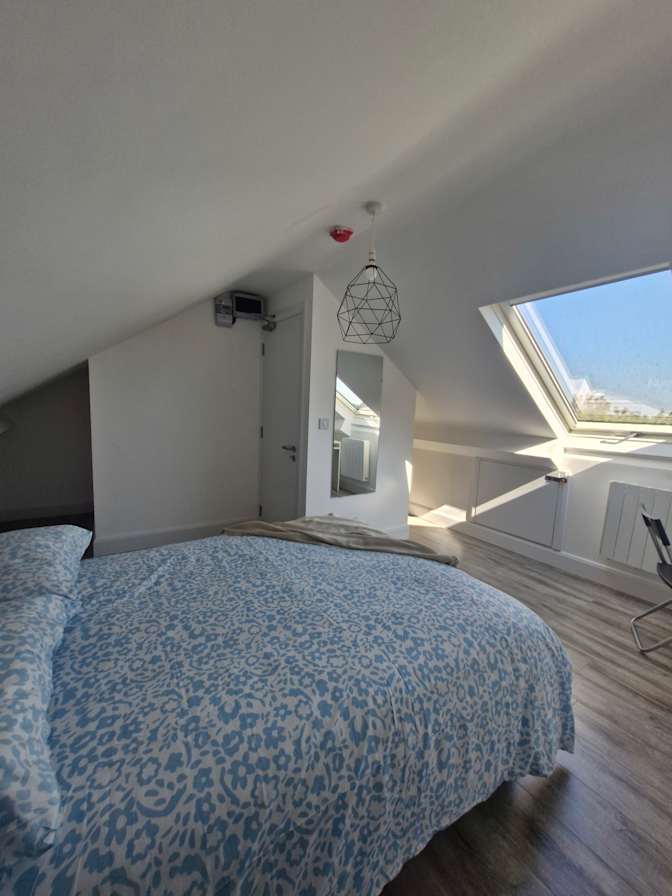 REA McGee's room