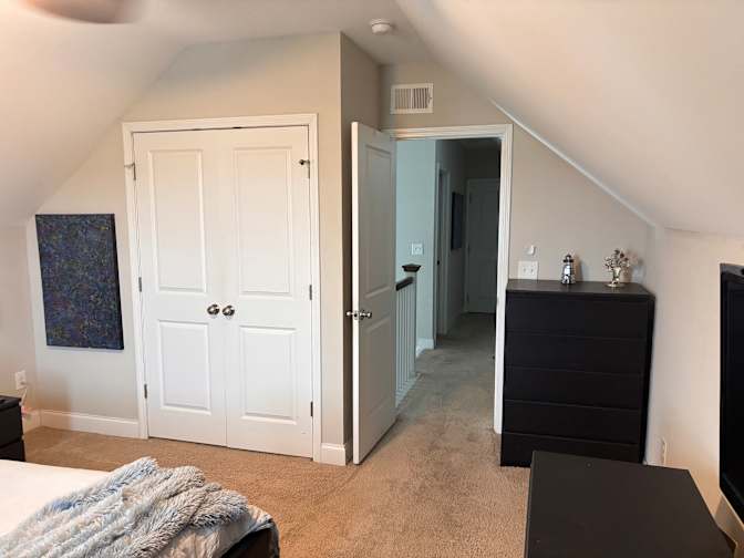 Donna's room