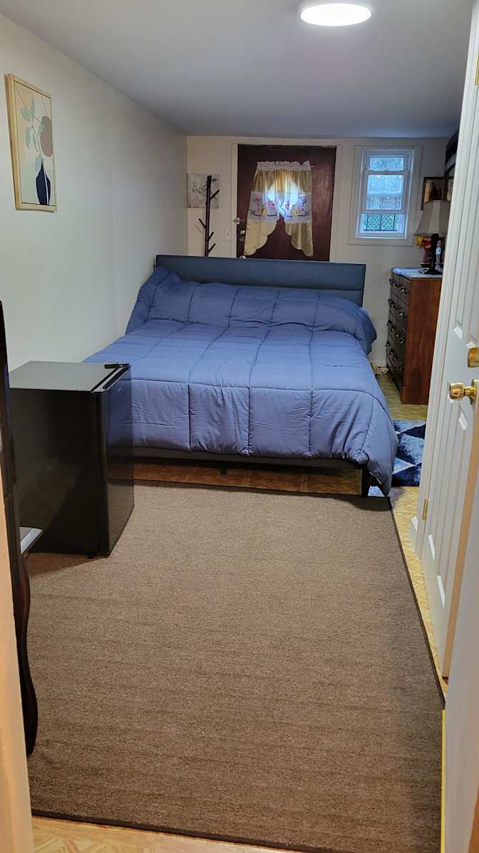 Phyllis's room