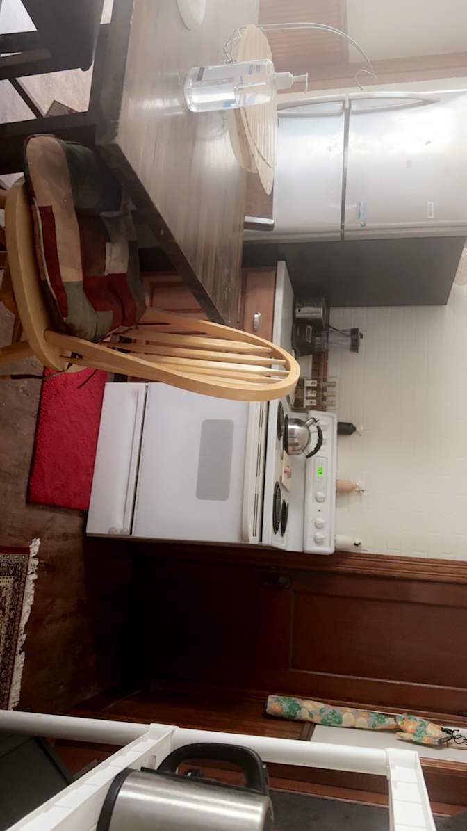 Fabris's room