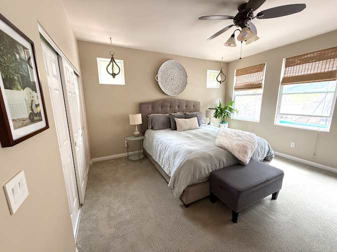 D's room