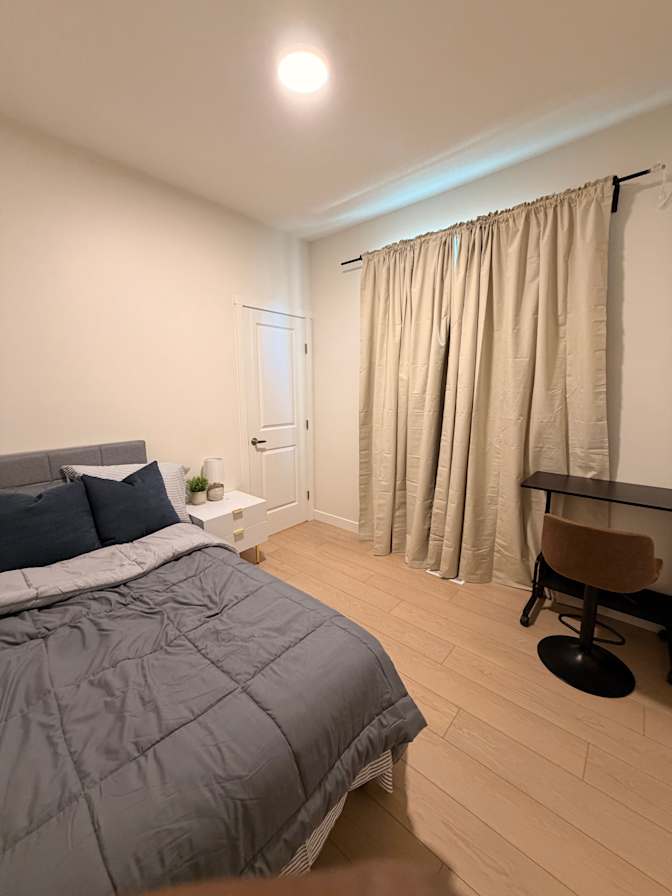 Praise Edet's room