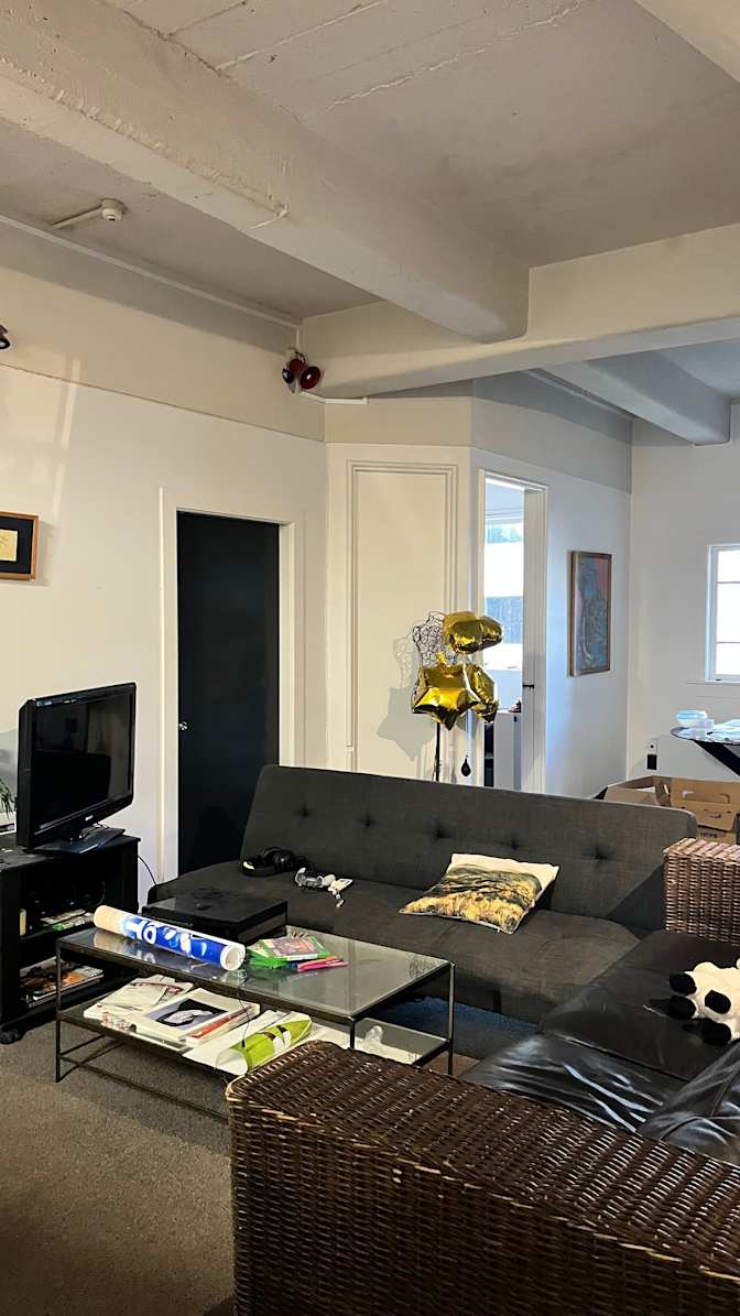 Jahazi Humano's room