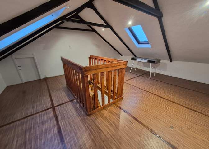Tamsyn Qually's room