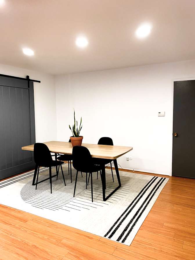Rich's room
