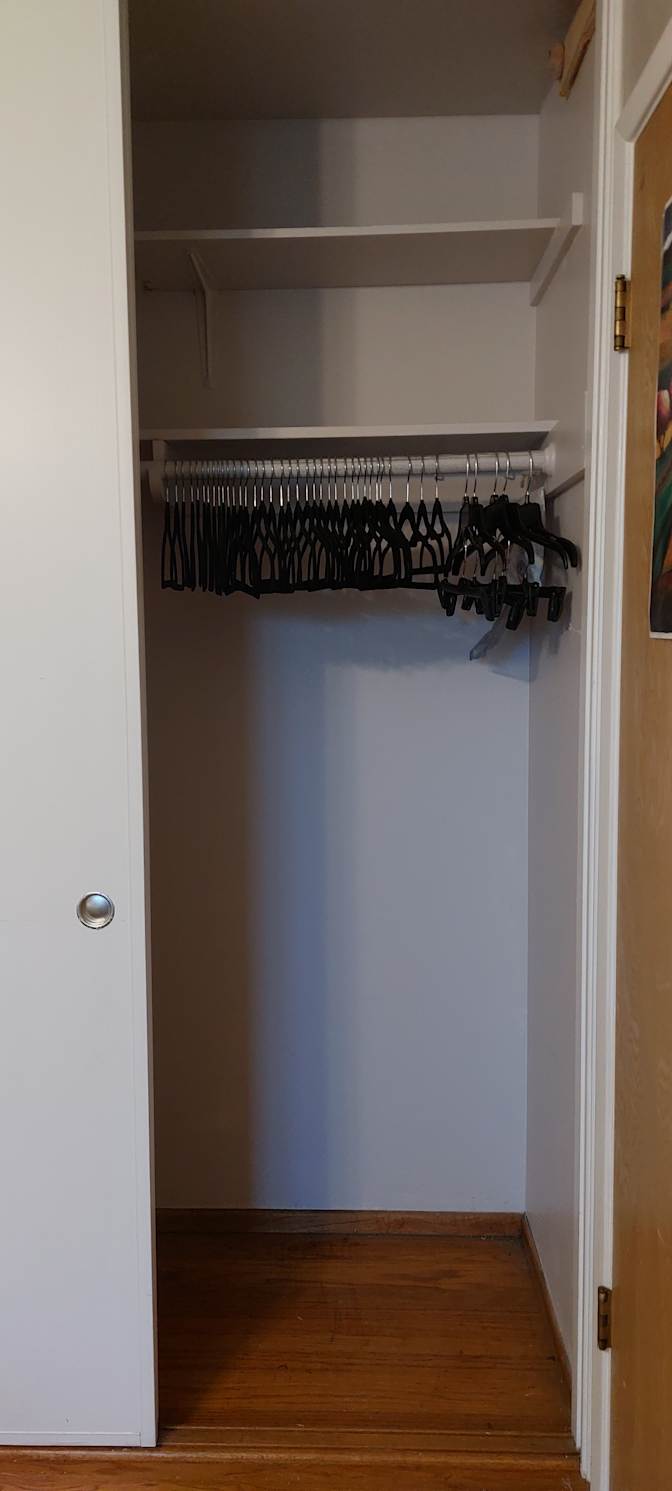 RHONDA's room