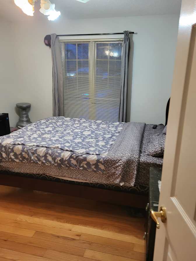 Rhonda's room