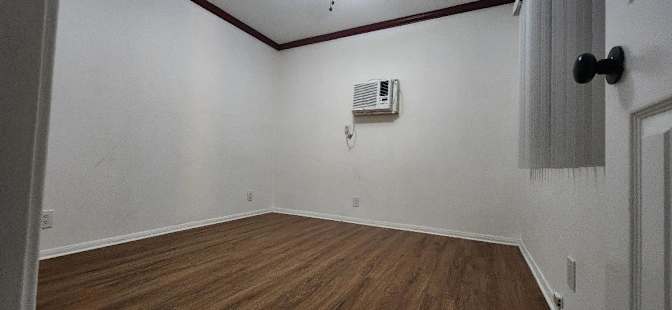 Ron's room