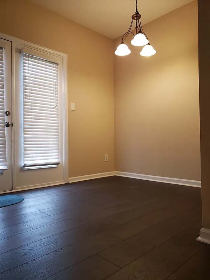 Alcove Rooms's room