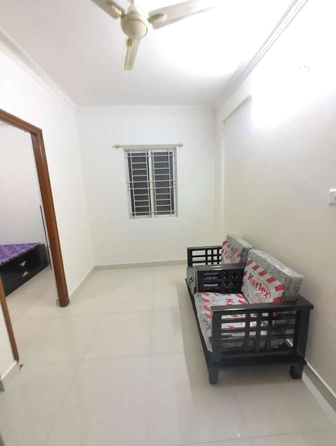 TARUN M's room