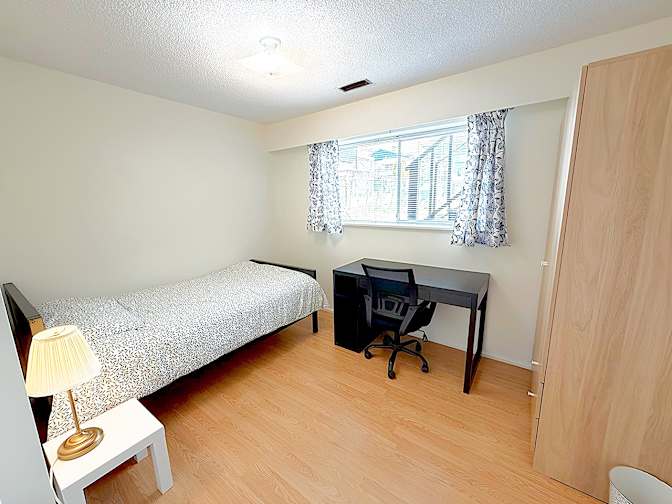 Shahram's room