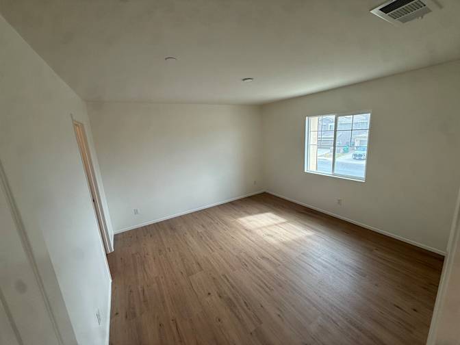 Fernando's room