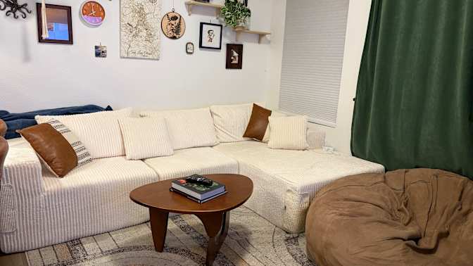 Nick L's room