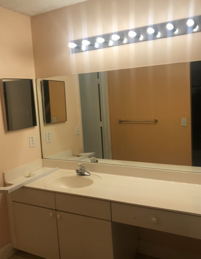 Harvey's room