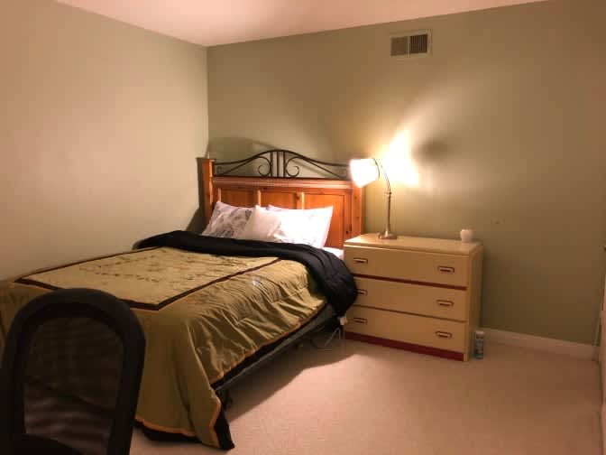 Dee's room
