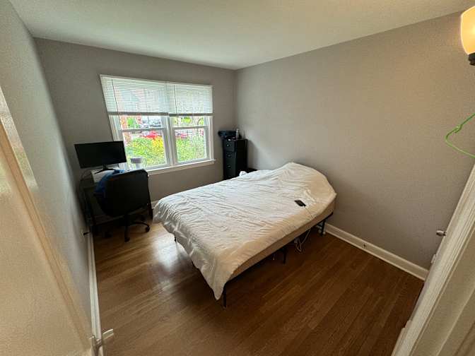 Al's room