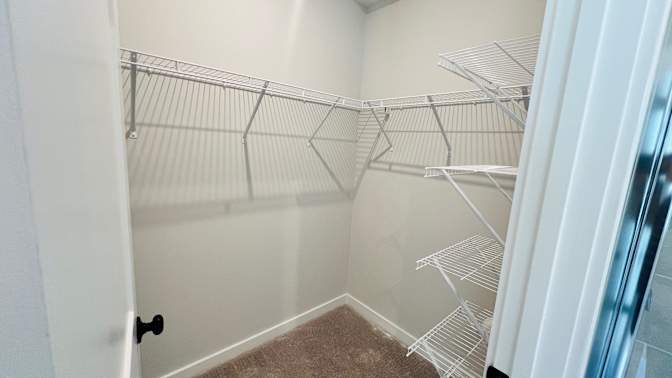 Alcove Rooms's room