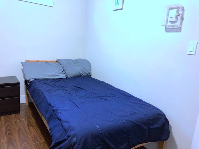 Safe Stay Vancouver's room