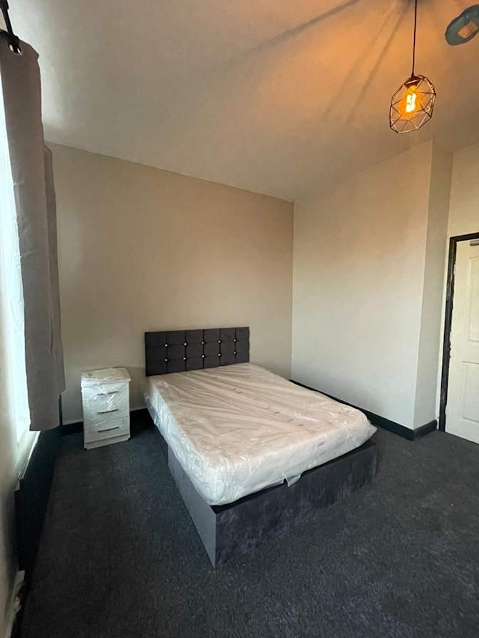 Upper Residence Property Ltd.'s room