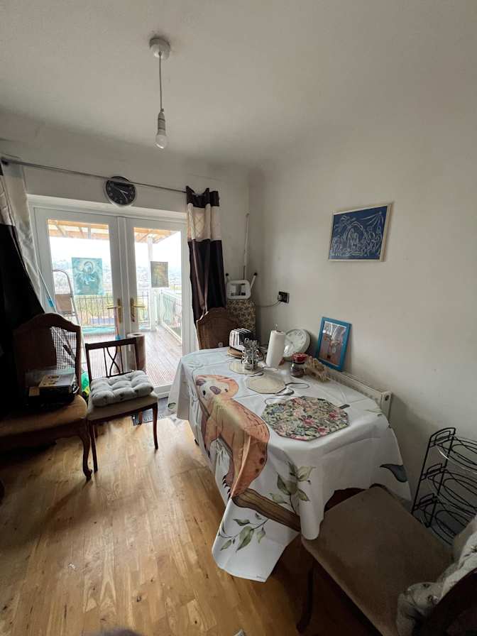 Jennifer's room