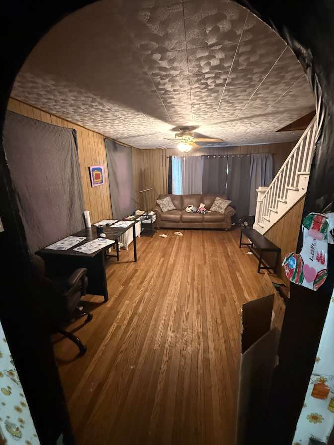 Mark's room