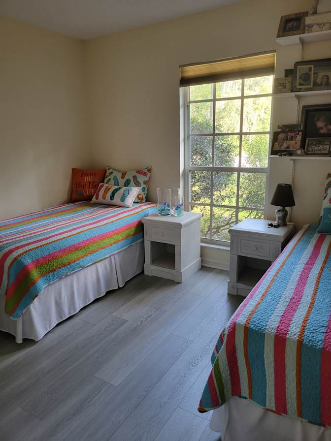 Lisa's room