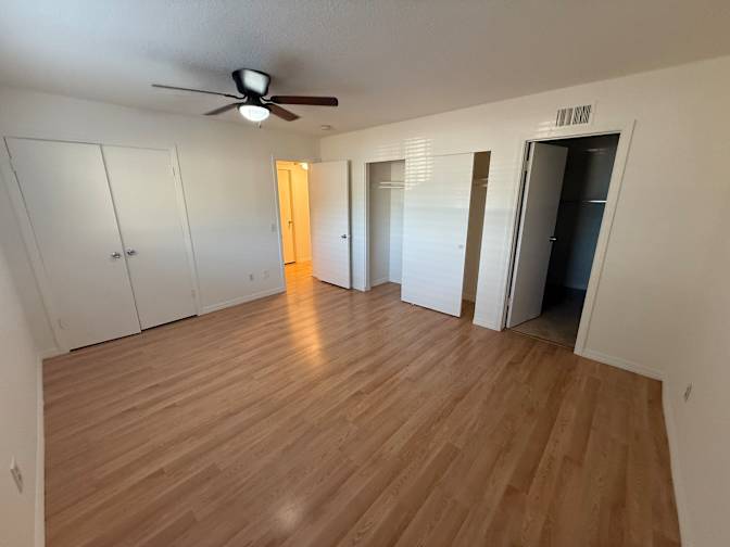 Luis's room