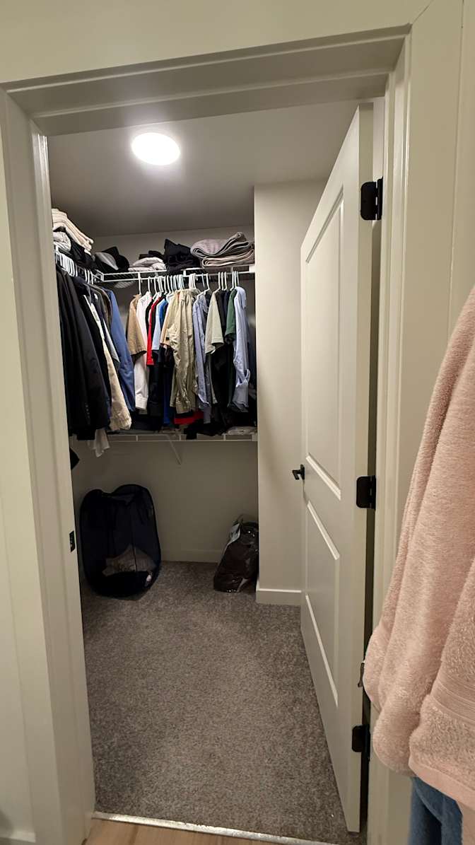 Mohamed's room