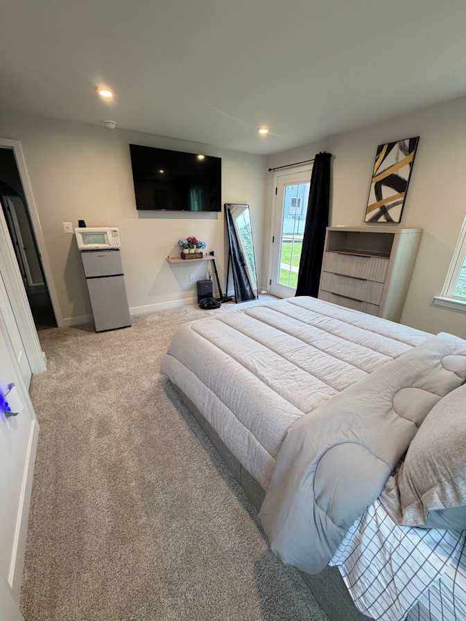 Felicia's room