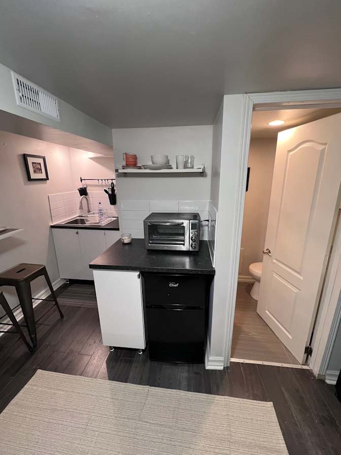 Nick Sarkovski's room