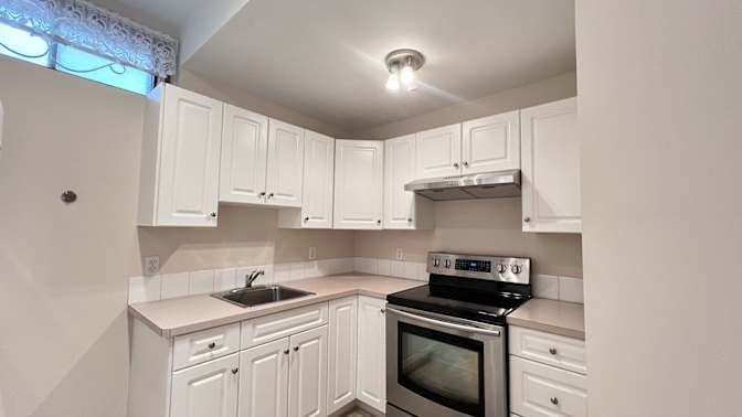 Meng Qiong Huang's room