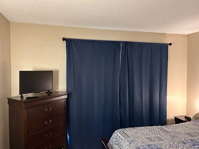 Rene o r Scott's room