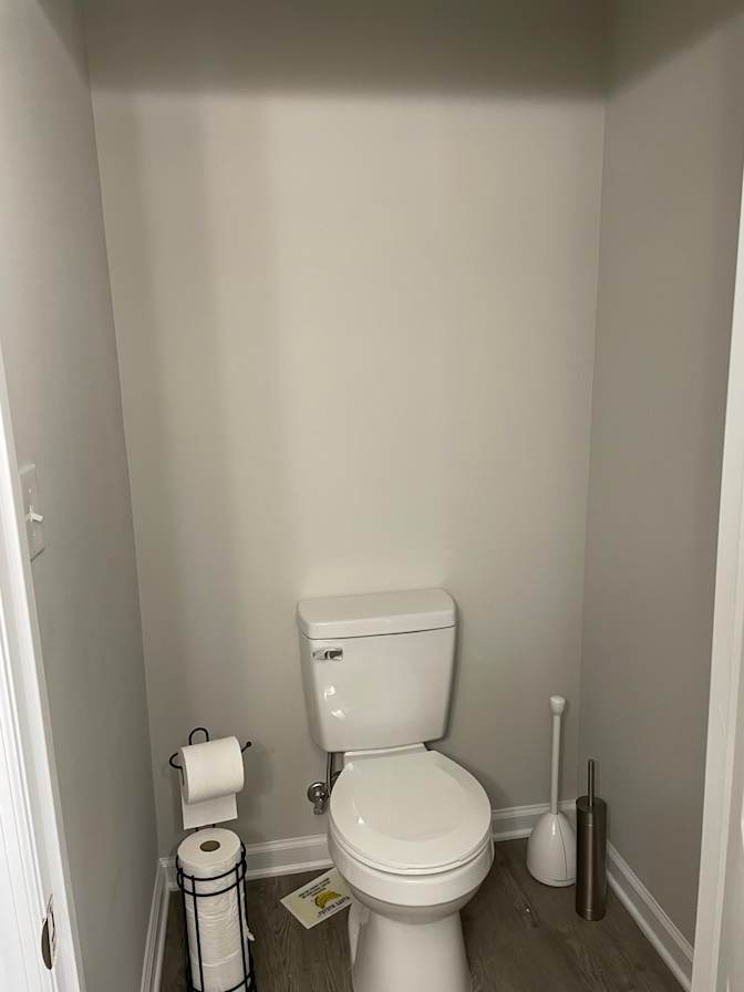 Tee's room