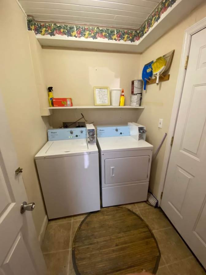 Felix's room