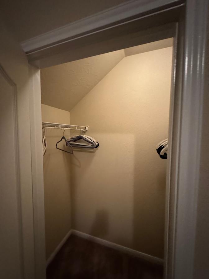 Bobby J Smith's room