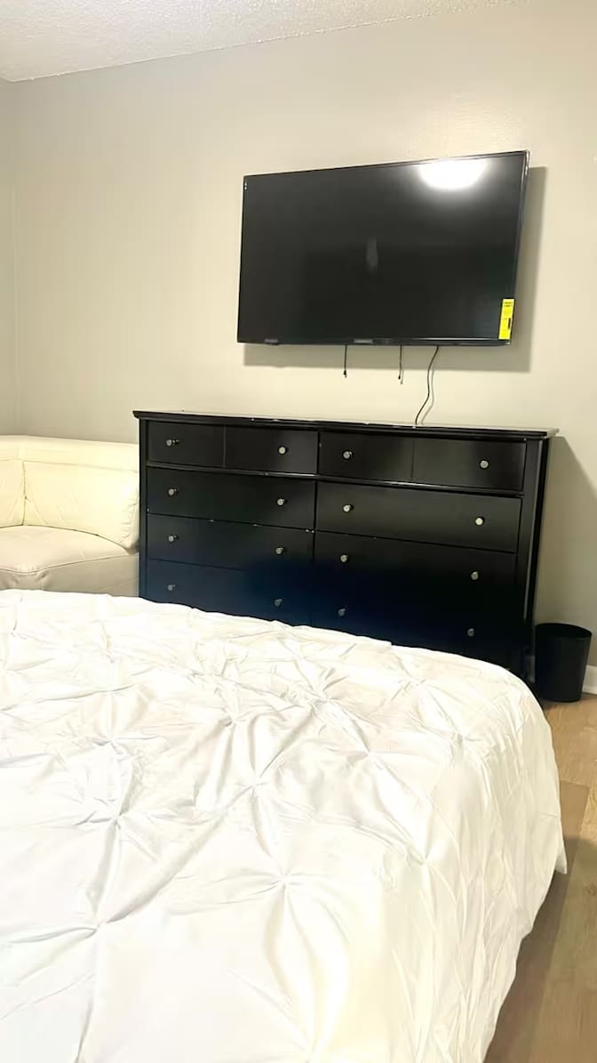 Zachary Janvier's room