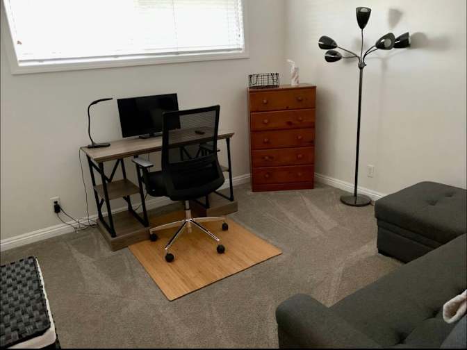 Lisa's room