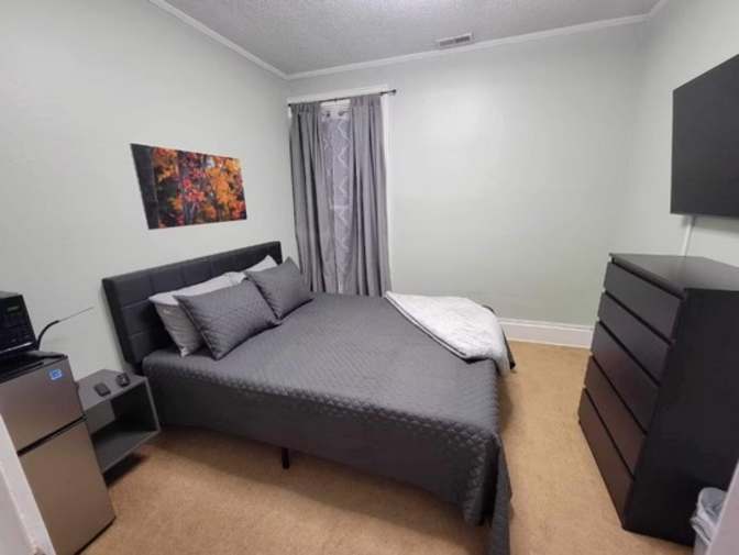 Linda's room