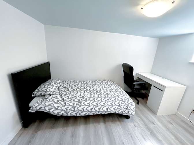 Shahram's room